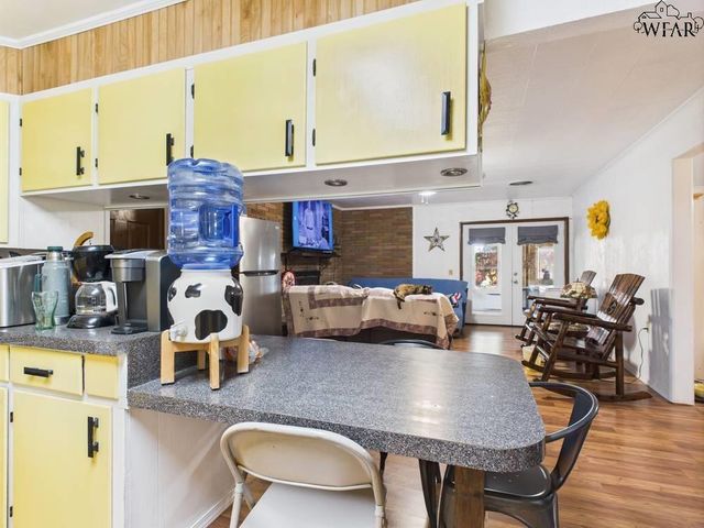 515 N WICHITA, Electra, TX 76360