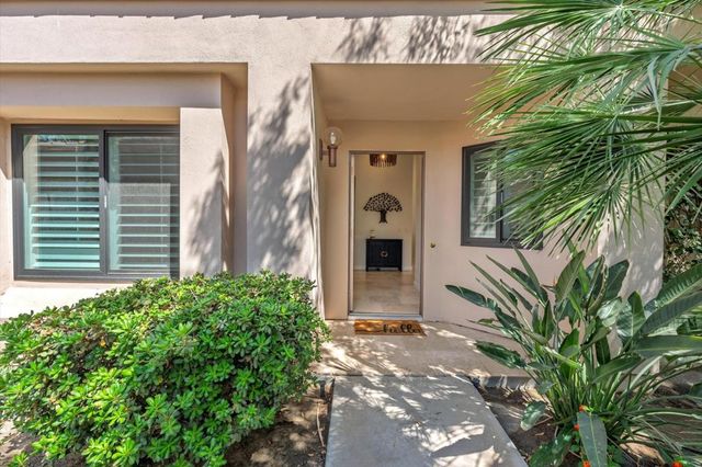55080 Oak Tree A17, La Quinta, CA 92253