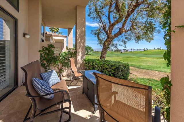 55080 Oak Tree A17, La Quinta, CA 92253