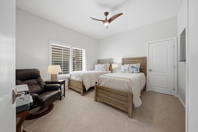 55080 Oak Tree A17, La Quinta, CA 92253