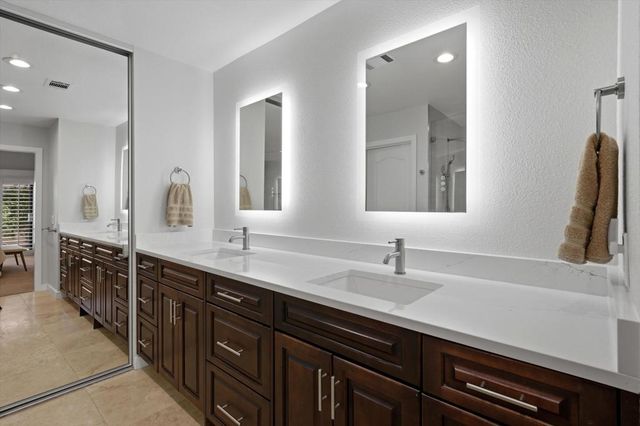 55080 Oak Tree A17, La Quinta, CA 92253