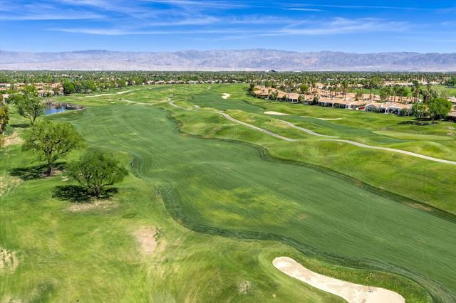 55080 Oak Tree A17, La Quinta, CA 92253