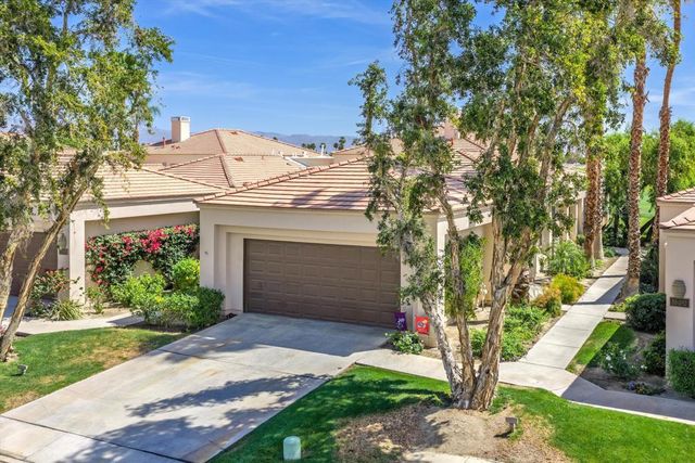 55080 Oak Tree A17, La Quinta, CA 92253