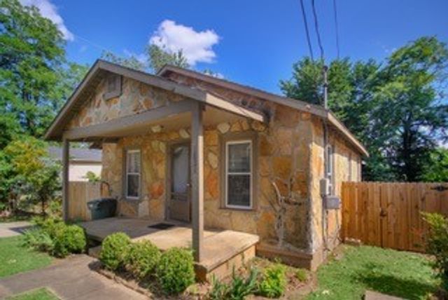 1823-1835 W Mitchell Street, Fayetteville, AR 72701