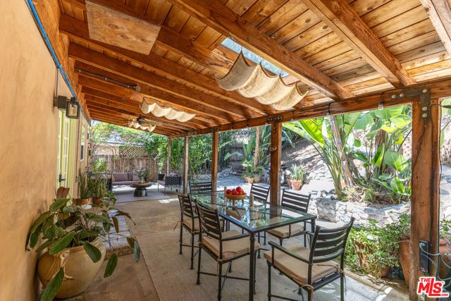 927 Pine Grove Avenue, Los Angeles, CA 90042