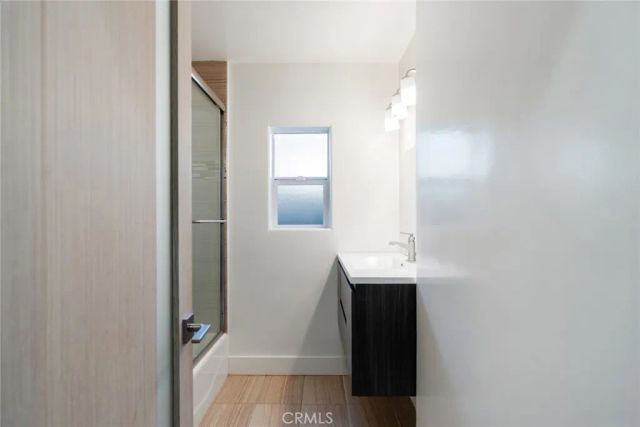 6015 Laurelgrove, North Hollywood, CA 91606