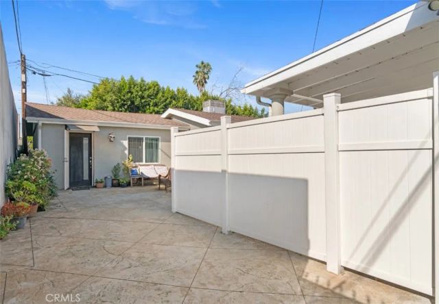 6015 Laurelgrove, North Hollywood, CA 91606