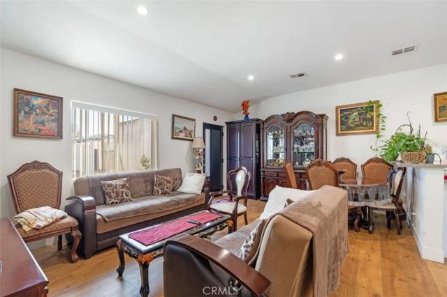 6015 Laurelgrove, North Hollywood, CA 91606