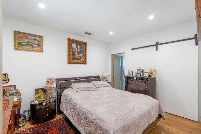 6015 Laurelgrove, North Hollywood, CA 91606