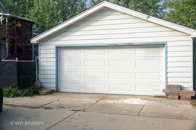 3545 Oak Avenue, Brookfield, IL 60513