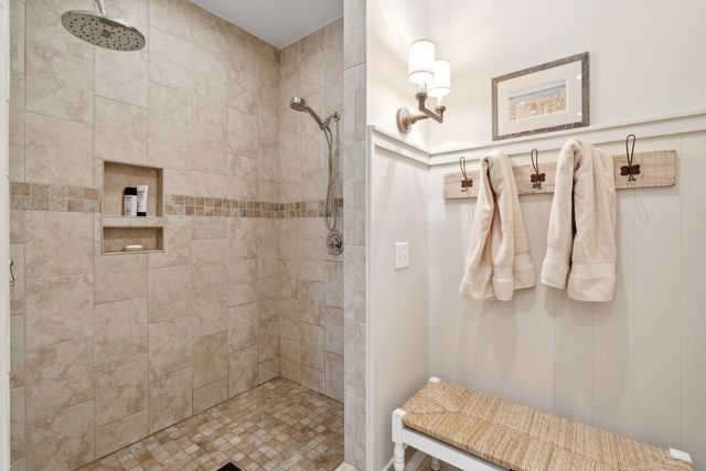 31 Seagrass Lane, Isle Of Palms, SC 29451