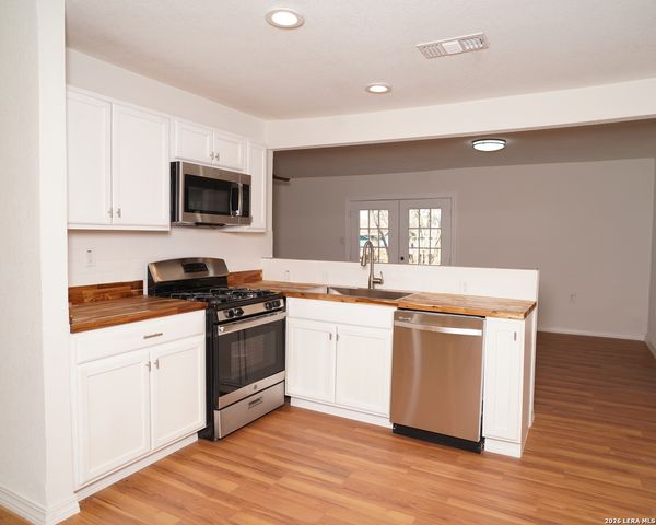 6531 Buena Vista, San Antonio, TX 78237