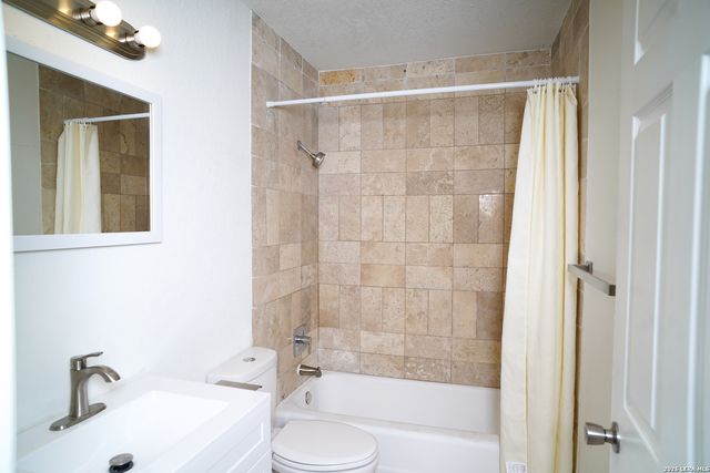 6531 Buena Vista, San Antonio, TX 78237