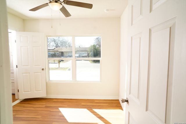 6531 Buena Vista, San Antonio, TX 78237