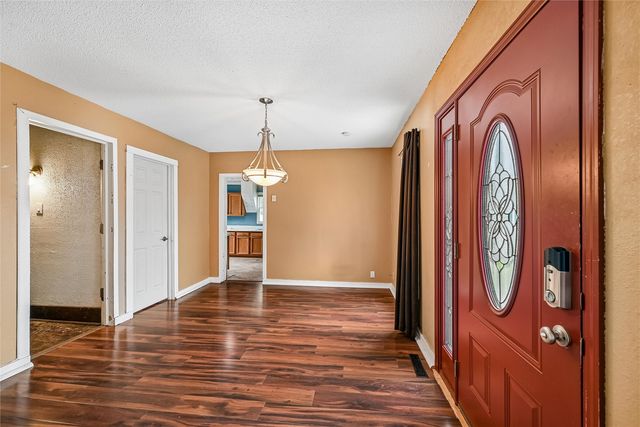 900 Central Avenue, Marion, IA 52302