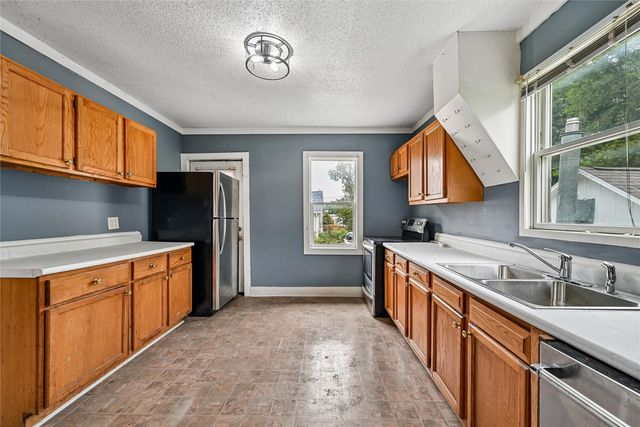 900 Central Avenue, Marion, IA 52302
