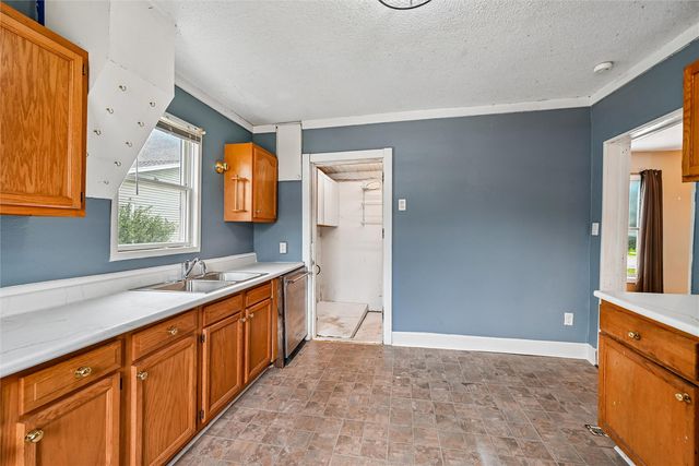 900 Central Avenue, Marion, IA 52302