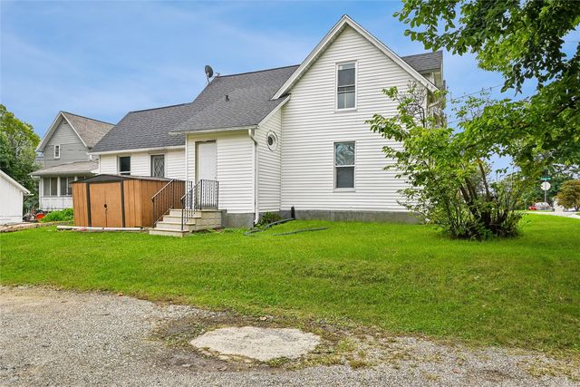 900 Central Avenue, Marion, IA 52302
