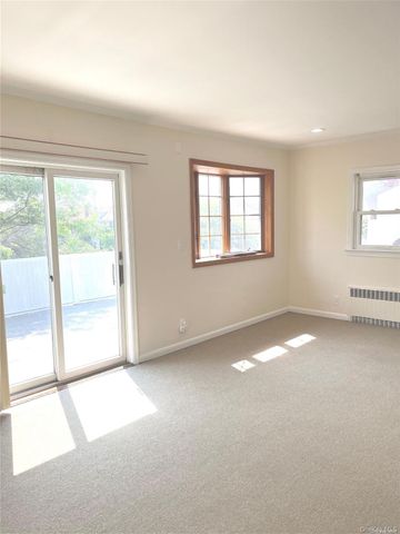 307 Magnolia Boulevard Upper, Long Beach, NY 11561