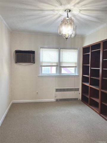 307 Magnolia Boulevard Upper, Long Beach, NY 11561