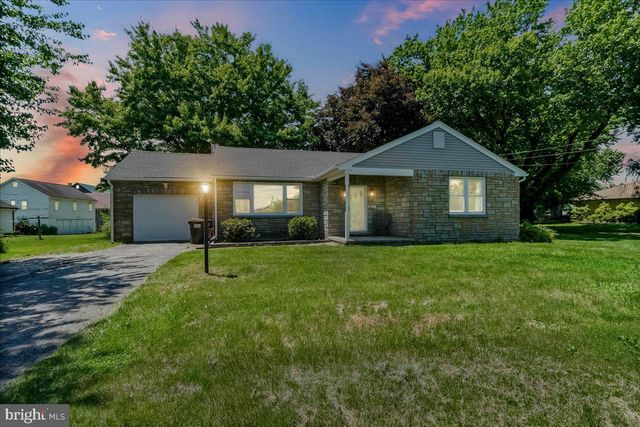 241 CHURCH ST, Cochranville, PA 19330