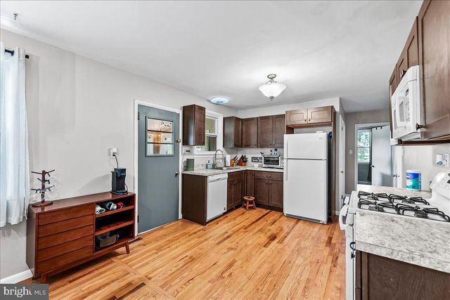 241 CHURCH ST, Cochranville, PA 19330