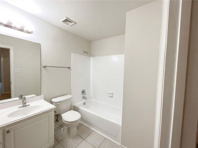 1910 Tommy Lane 115, Missouri City, TX 77489