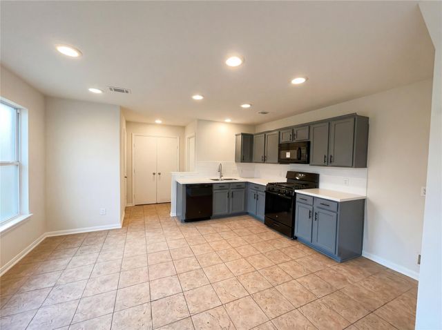 1910 Tommy Lane 115, Missouri City, TX 77489