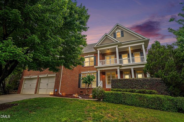 1905 Falls Farm Crsg Crossing, Raleigh, NC 27614