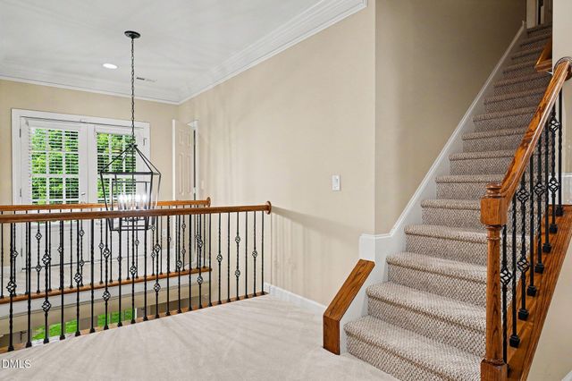 1905 Falls Farm Crsg Crossing, Raleigh, NC 27614