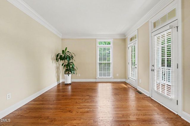 1905 Falls Farm Crsg Crossing, Raleigh, NC 27614