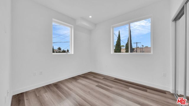 667 N Wilton Place 405, Los Angeles, CA 90004