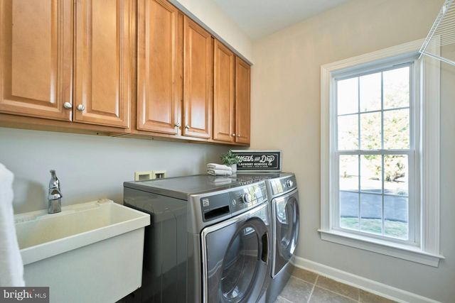 3504 FINISH LINE DR, Gainesville, VA 20155