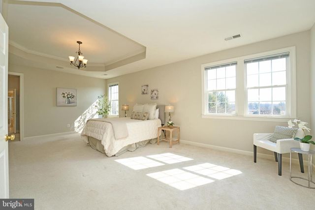 3504 FINISH LINE DR, Gainesville, VA 20155