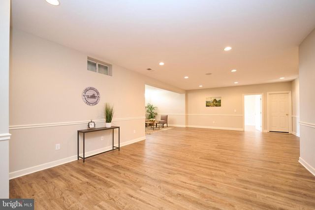 3504 FINISH LINE DR, Gainesville, VA 20155