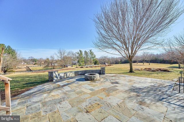 3504 FINISH LINE DR, Gainesville, VA 20155