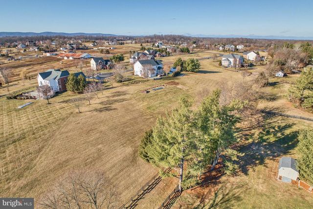 3504 FINISH LINE DR, Gainesville, VA 20155