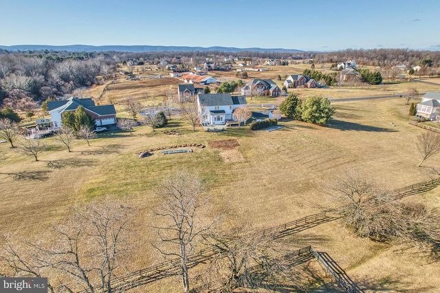 3504 FINISH LINE DR, Gainesville, VA 20155