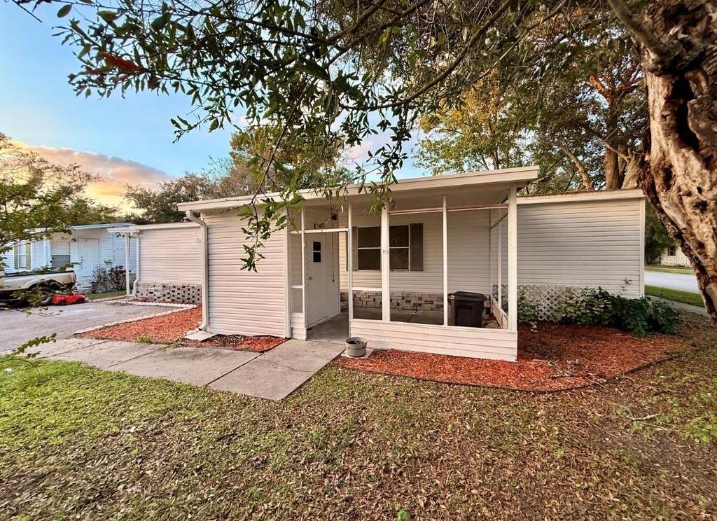 1515 BARKWOOD LANE, Orlando, FL 32828