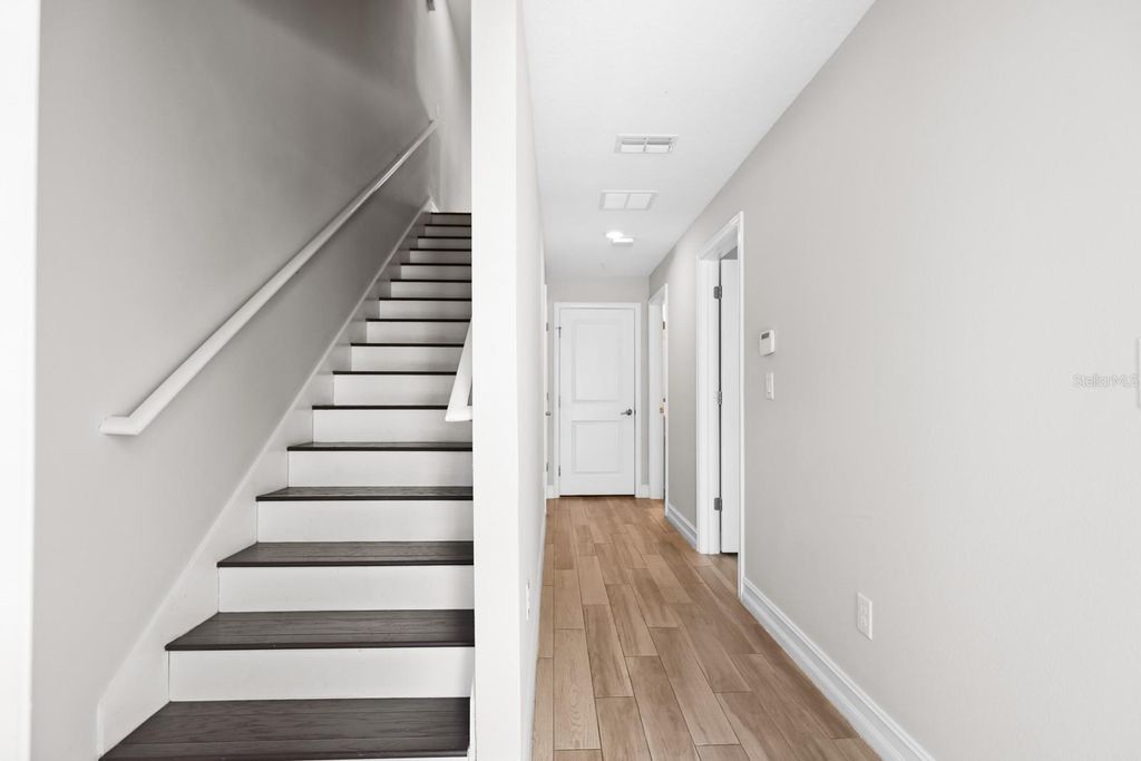 Image 30 of property listing at 5351 BRIDGE STREET 16, Tampa, FL 33611
