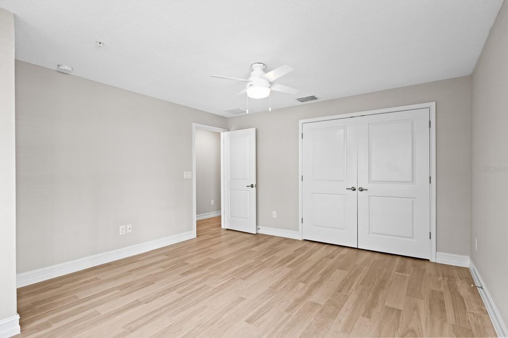 Image 33 of property listing at 5351 BRIDGE STREET 16, Tampa, FL 33611