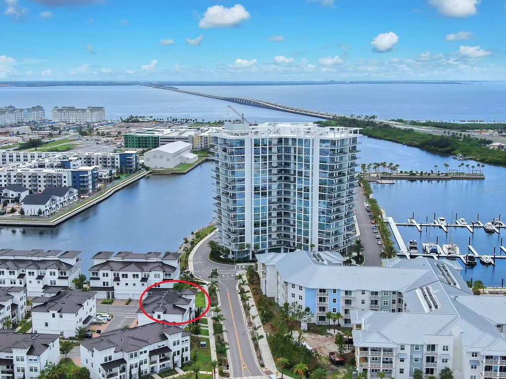 Image 38 of property listing at 5351 BRIDGE STREET 16, Tampa, FL 33611