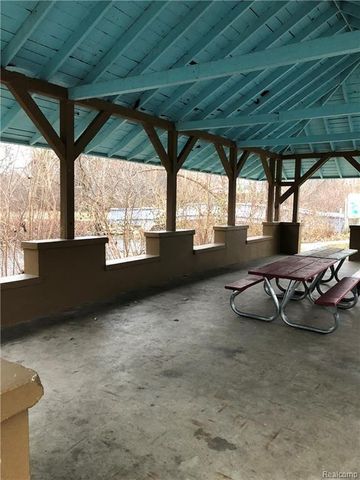 1249 Island Drive 104, Ann Arbor, MI 48105