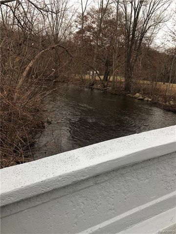 1249 Island Drive 104, Ann Arbor, MI 48105