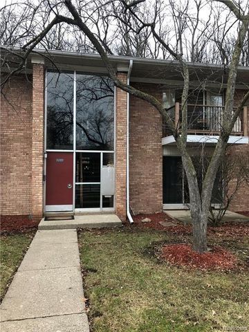 1249 Island Drive 104, Ann Arbor, MI 48105