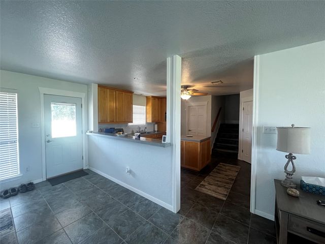 1100 Swiss Alp Hills Loop, Schulenburg, TX 78956