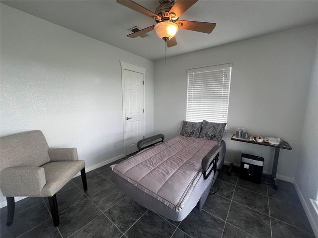 1100 Swiss Alp Hills Loop, Schulenburg, TX 78956