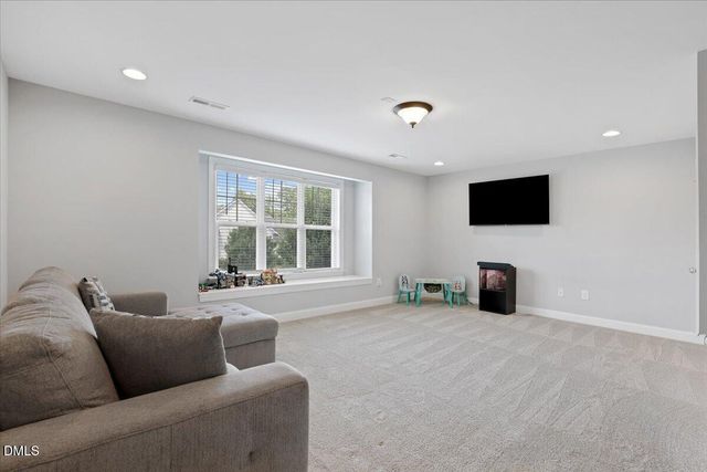 2524 Thorngrove Court, Fayetteville, NC 28303