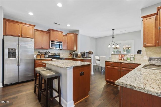 2524 Thorngrove Court, Fayetteville, NC 28303