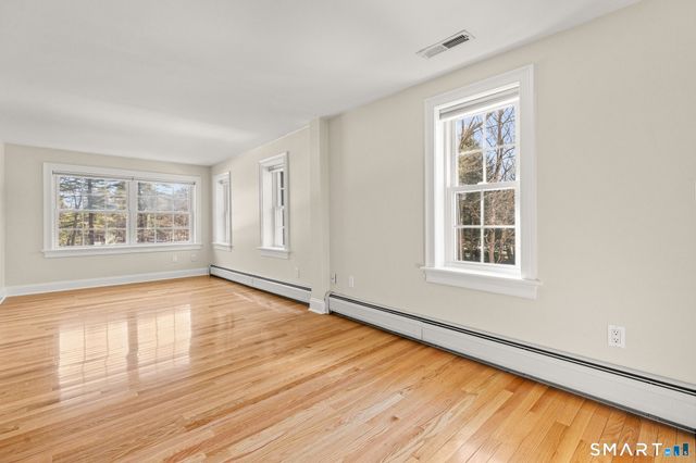 16 Trails End Road, Wilton, CT 06897